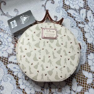 New with‎ Tag Disney Loungefly Princess crossbody shoulder bag